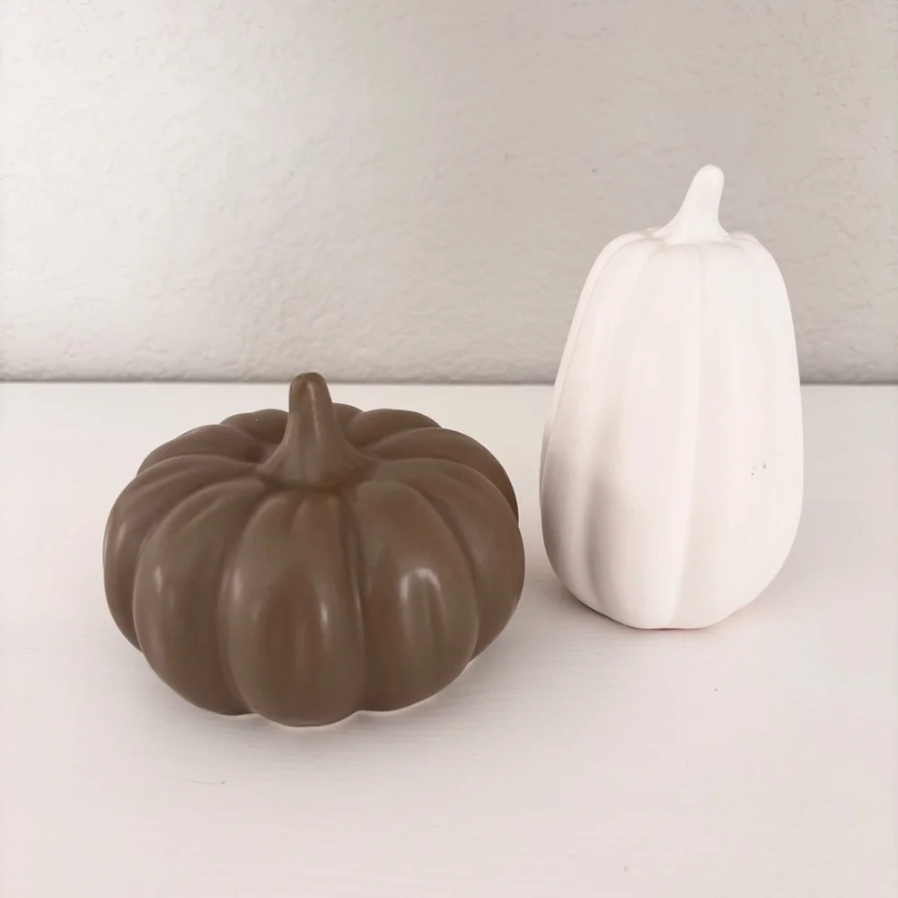 TARGET (3) Mini Pumpkins NWT